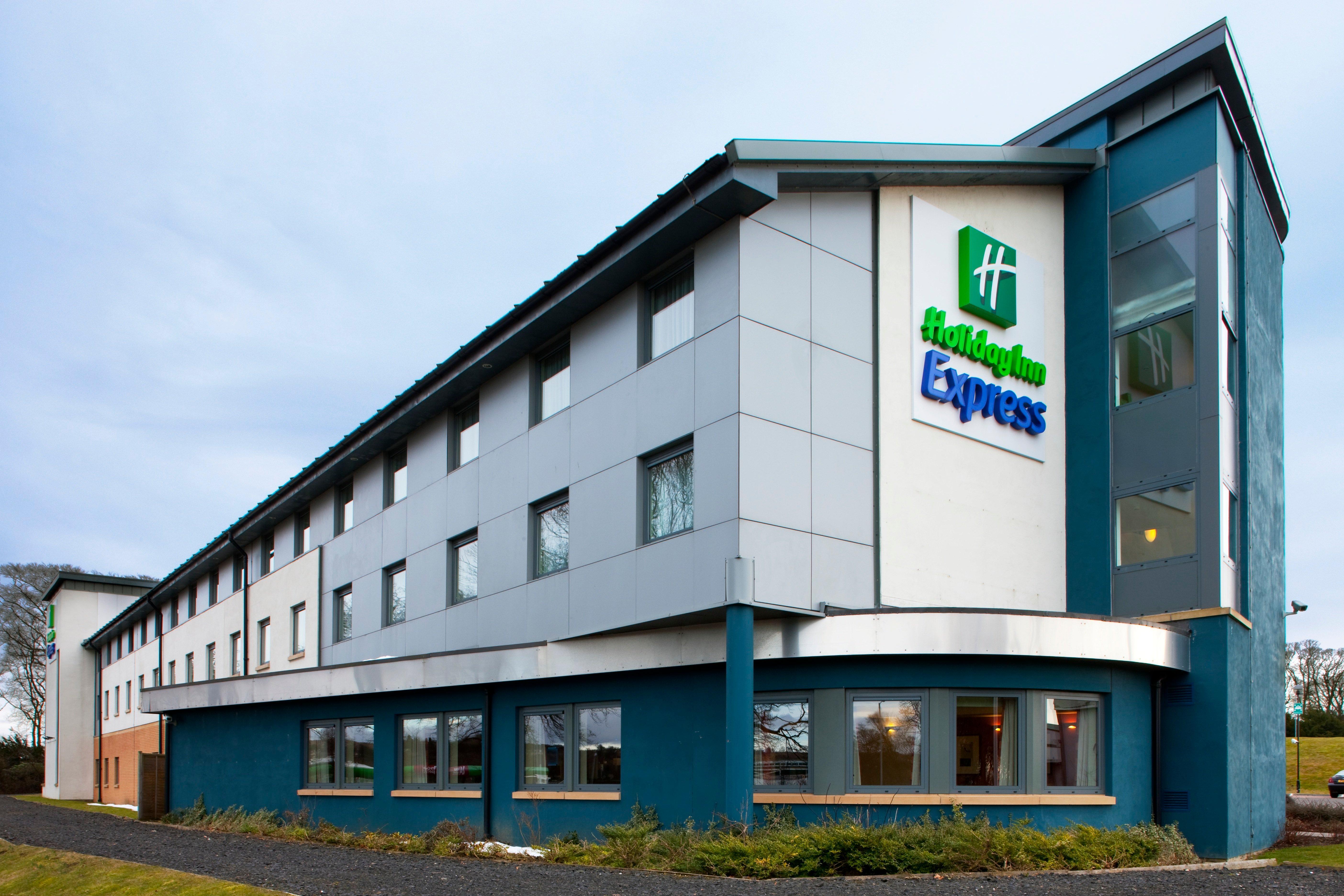 Holiday Inn Express Dunfermline By Ihg Exterior foto